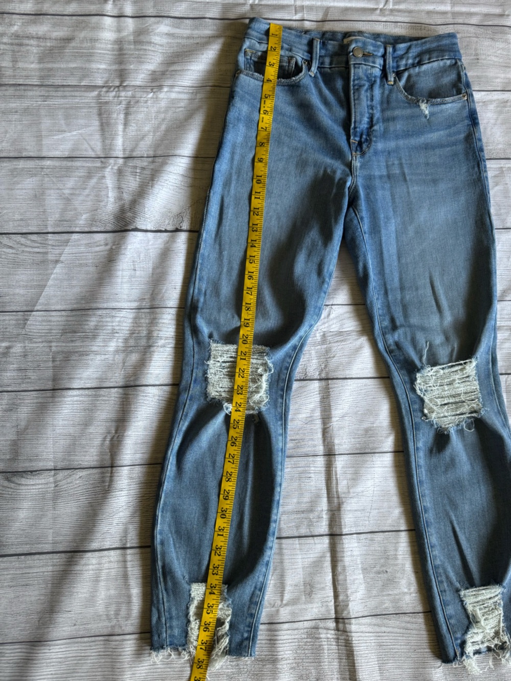 Good American Good Legs Distressed Skny Jeans Raw Hem High Rise Light Wash Sz 6 - Picture 10 of 13